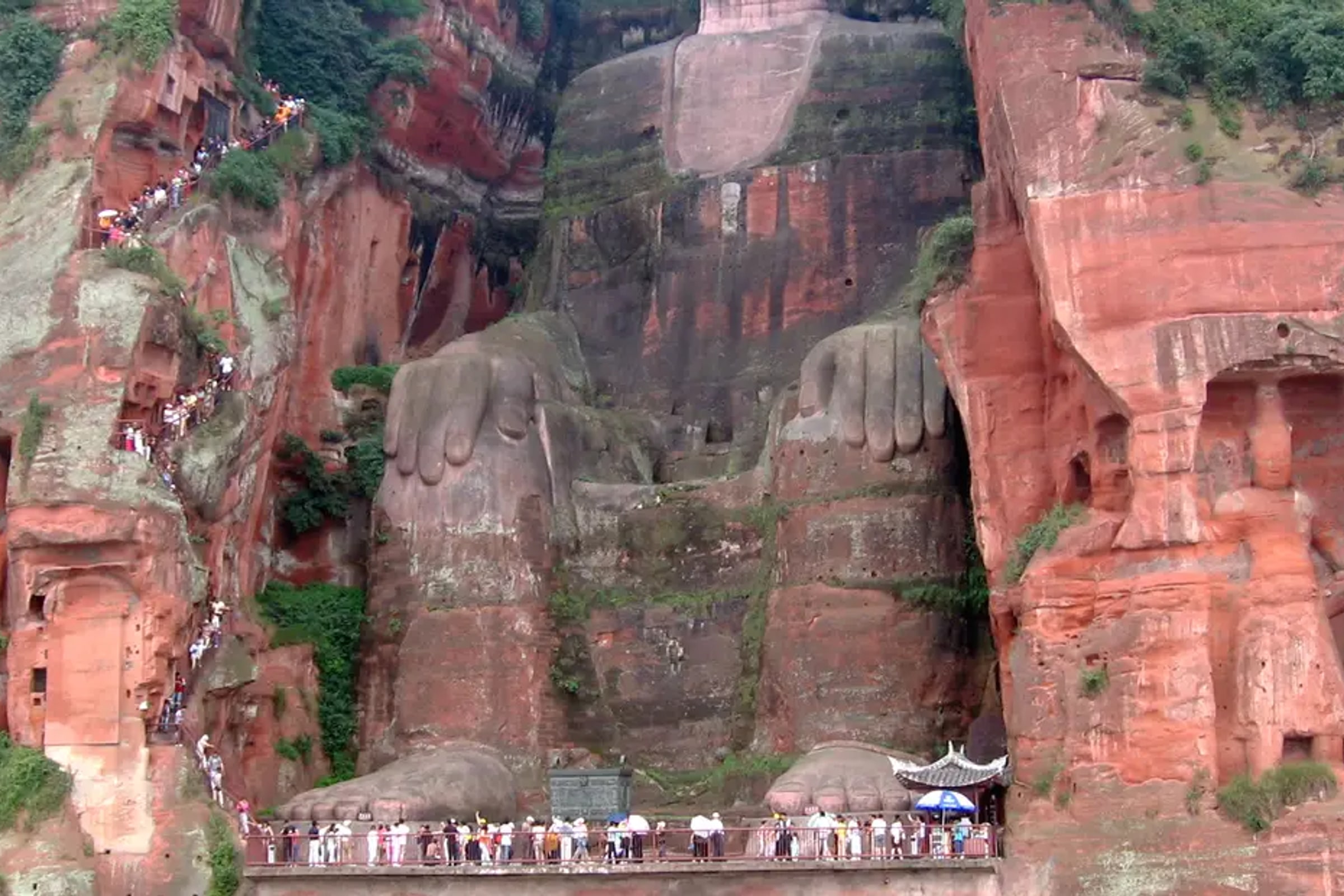 Leshan Giant Buddha Day Tour